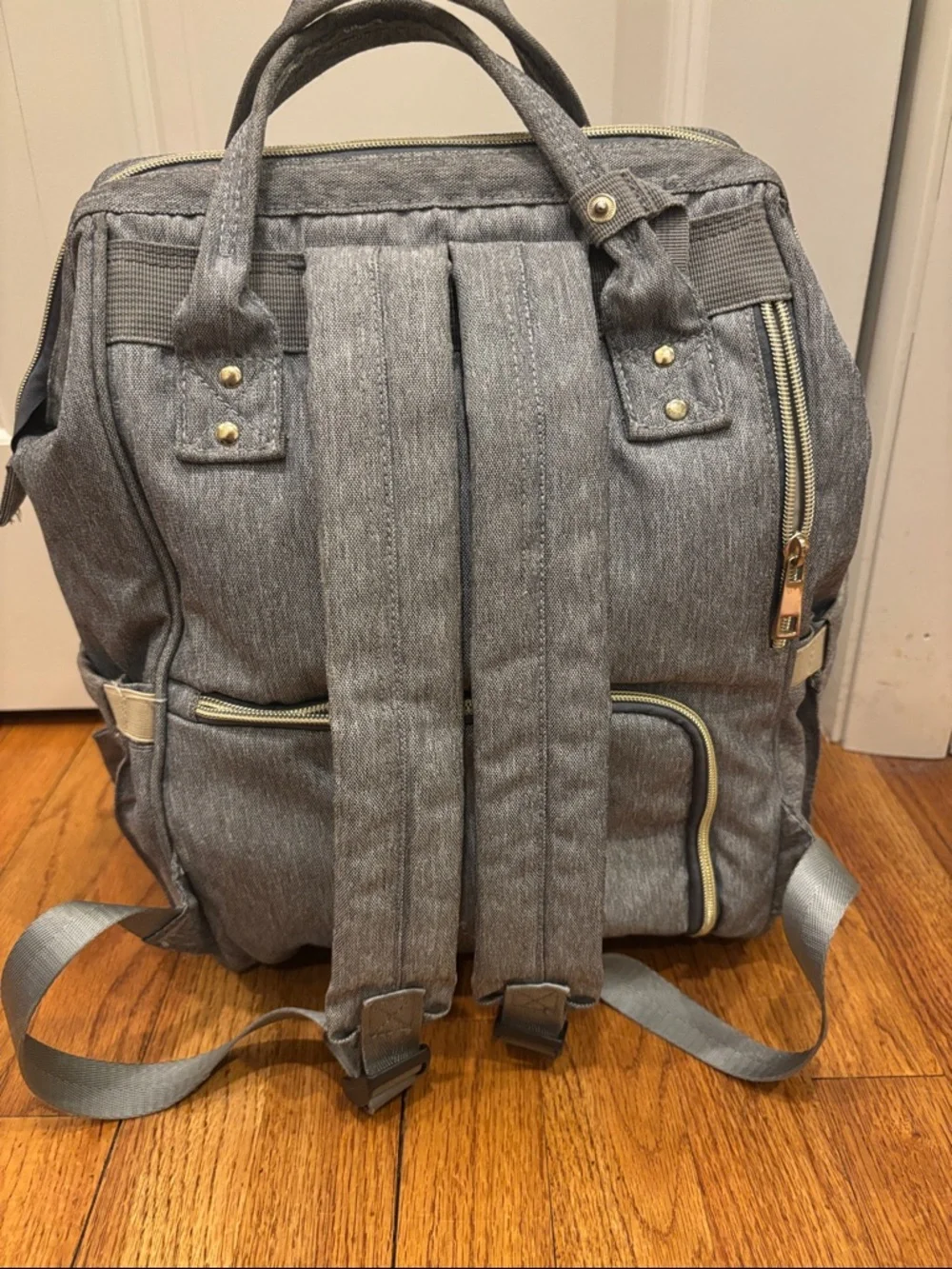 N/A spacious gray